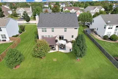 View/Area - 404 Hackney Ln, Oswego, IL 60543 photo 5 of 6