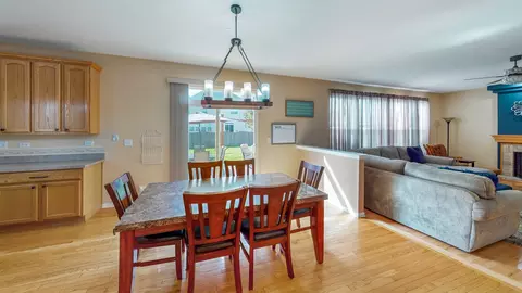 Dining - 404 Hackney Ln, Oswego, IL 60543 photo 1 of 1