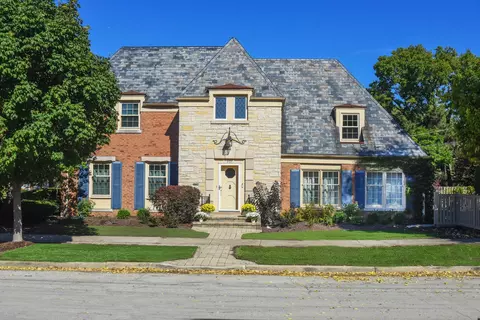 501 N Park Rd, La Grange Park, IL 60526