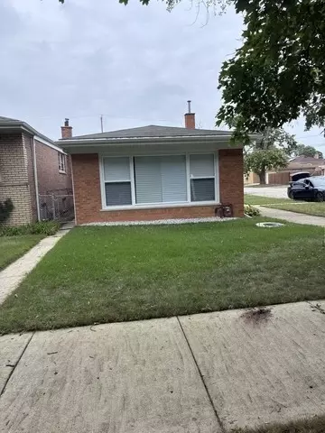 Exterior - Undisclosed, Chicago, IL 60619 photo 1 of 2