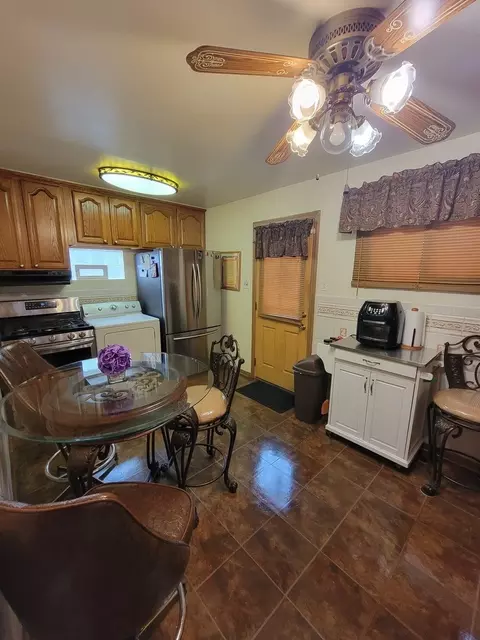 Kitchen - Undisclosed, Harvey, IL 60426 photo 1 of 4