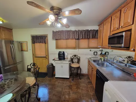 Kitchen - Undisclosed, Harvey, IL 60426 photo 2 of 4