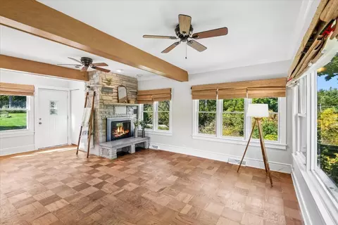 Living - 7616 Newbold Rd, Cary, IL 60013 photo 1 of 2