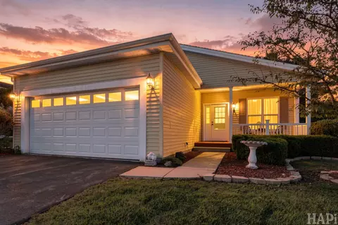 2903 Carousel Ct, Grayslake, IL 60030