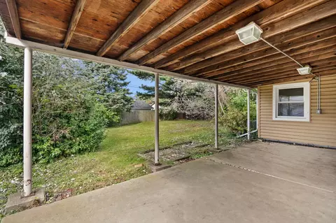 Exterior - 205 Hereford Dr, Steger, IL 60475 photo 6 of 7