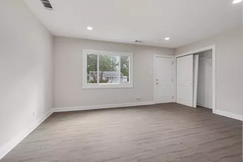 Living - 205 Hereford Dr, Steger, IL 60475 photo 1 of 2