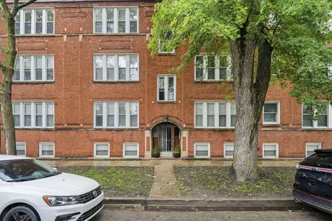 7205 N Damen Ave #3, Chicago, IL 60645