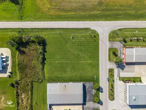 9525 Gulfstream Rd, Frankfort, IL 60423