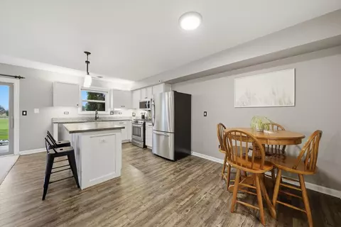 Kitchen - 25101 Faraday Rd, Manhattan, IL 60442 photo 6 of 6