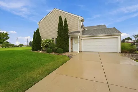 Exterior - 25101 Faraday Rd, Manhattan, IL 60442 photo 1 of 5