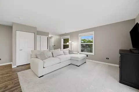 Living - 25101 Faraday Rd, Manhattan, IL 60442 photo 1 of 2