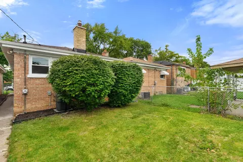 Exterior - 9625 S Lowe Ave, Chicago, IL 60628 photo 2 of 3