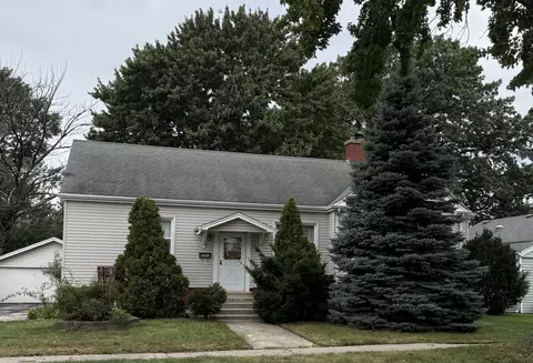 9322 S 49th Ave, Oak Lawn, IL 60453