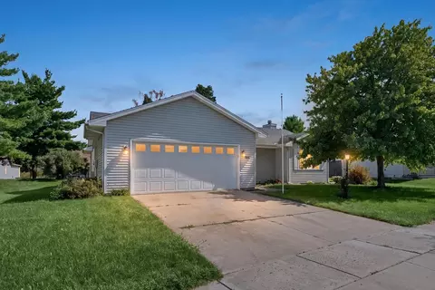 508 Wesley Ave, Savoy, IL 61874