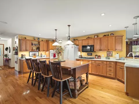 Kitchen - 2234 Breckenboro Rd, Davis, IL 61019 photo 3 of 3