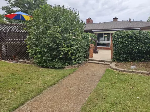 Exterior - 3 Linnview Dr, Mount Vernon, IL 62864 photo 11 of 18