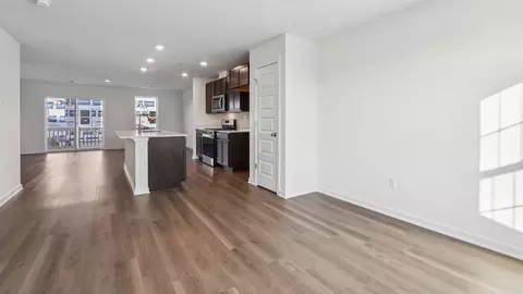 Entry Way - 1303 Foxglove Dr, Bartlett, IL 60103 photo 3 of 5