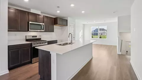 Kitchen - 1303 Foxglove Dr, Bartlett, IL 60103 photo 7 of 8