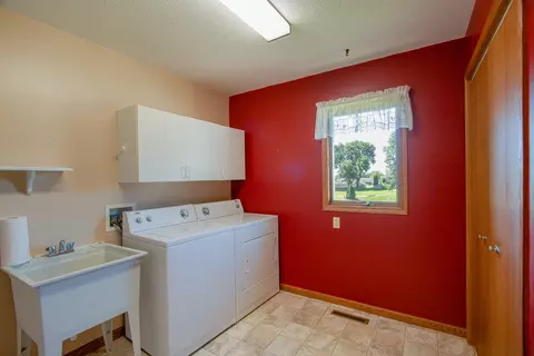 Other - 1008 1st Ave, Fulton, IL 61252 photo 4 of 6