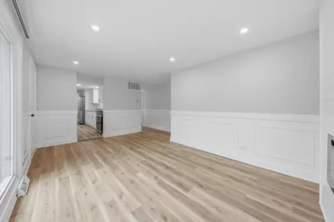 Living - 16548 Paulina St, Markham, IL 60428 photo 6 of 6
