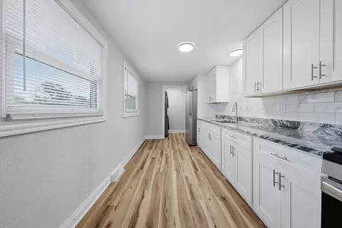 Kitchen - 16548 Paulina St, Markham, IL 60428 photo 2 of 3