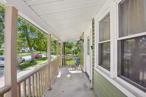 Exterior - 14938 Millard Ave, Midlothian, IL 60445 photo 3 of 3