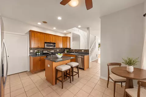 Kitchen - 16146 Huron St, Crest Hill, IL 60403 photo 3 of 4