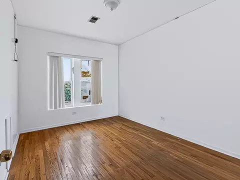 Bedroom - 1942 E 72nd Pl #2A, Chicago, IL 60649 photo 4 of 5