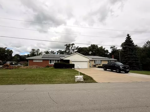 Exterior - 21 W146 Tee Ln, Itasca, IL 60143 photo 1 of 4