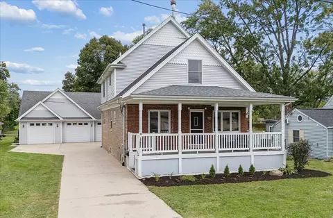 17627 S 65th Ave, Tinley Park, IL 60477