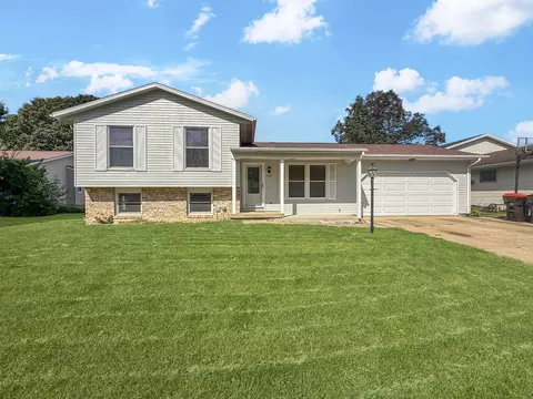919 North Dr, Rantoul, IL 61866