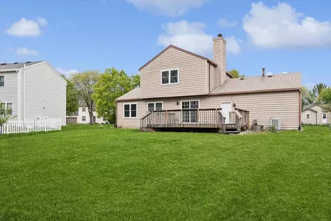 Exterior - 1440 Carleton Ave, Naperville, IL 60565 photo 3 of 5