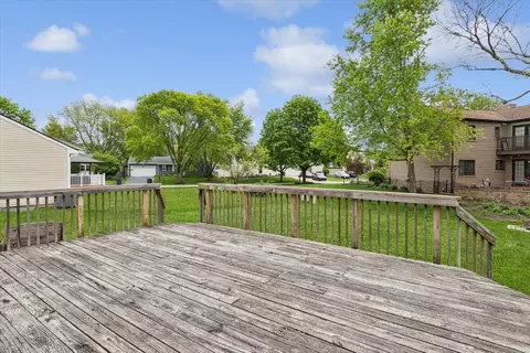 Exterior - 1440 Carleton Ave, Naperville, IL 60565 photo 5 of 5