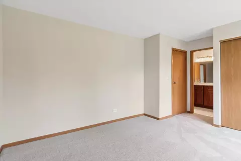 Bedroom - 1440 Carleton Ave, Naperville, IL 60565 photo 4 of 4