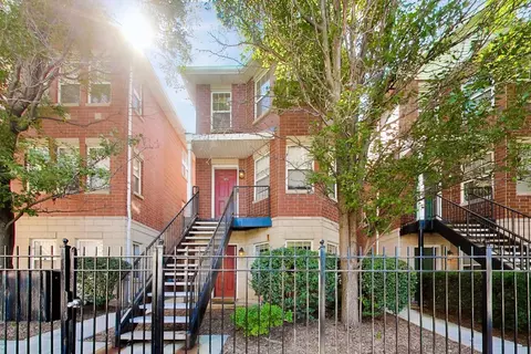 651 W Division St #A, Chicago, IL 60610