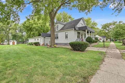708 Elm St, Fairbury, IL 61739