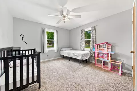 Bedroom - 1270 Van St, Elgin, IL 60123 photo 3 of 4