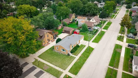 View/Area - 1270 Van St, Elgin, IL 60123 photo 4 of 4