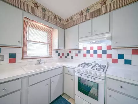 Kitchen - 416 E 2nd St, Byron, IL 61010 photo 3 of 4