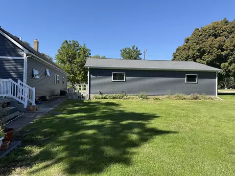 Exterior - 206 S 1st St, Cherry, IL 61317 photo 4 of 8
