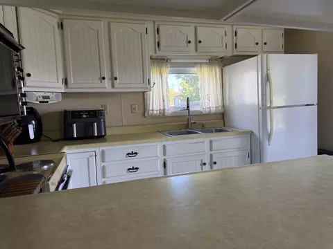 Kitchen - 206 S 1st St, Cherry, IL 61317 photo 2 of 3