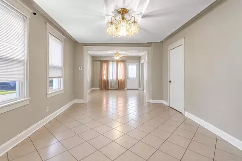 Living - 528 E 156th St, Harvey, IL 60426 photo 2 of 3