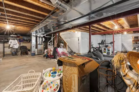 Other - 308 Comstock Dr, Elgin, IL 60124 photo 8 of 11