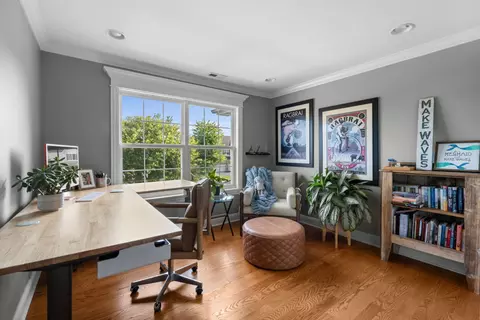 Other - 308 Comstock Dr, Elgin, IL 60124 photo 4 of 11