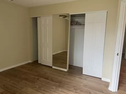 Bedroom - 357 Kildeer Ln #357, Deerfield, IL 60015 photo 2 of 2