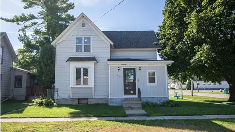 412 Prospect Ave, Kirkland, IL 60146