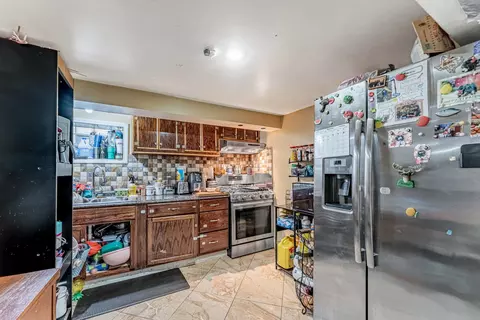 Kitchen - 3920 W 84th Pl, Chicago, IL 60652 photo 3 of 4