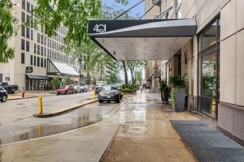 401 E Ontario St #1409, Chicago, IL 60611