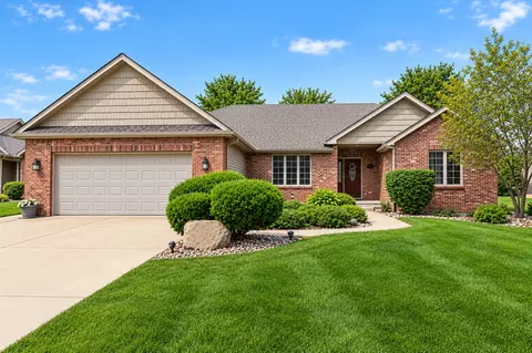 501 Highpoint Cir N, Bourbonnais, IL 60914