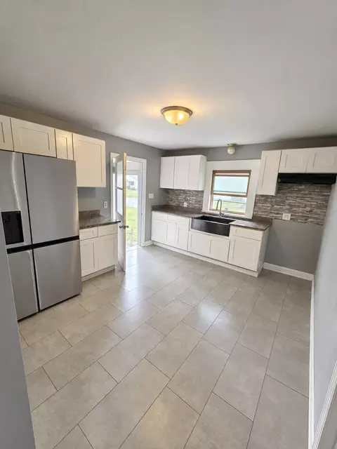 Kitchen - 2319 170th St, Hazel Crest, IL 60429 photo 1 of 3